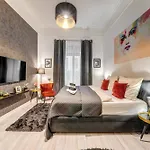 Sweet Dreams At Opera House Downtown 아파트 *