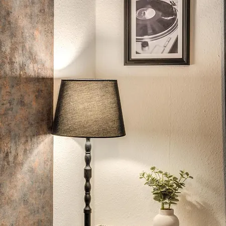 Sweet Dreams At Opera House Downtown Apartment *