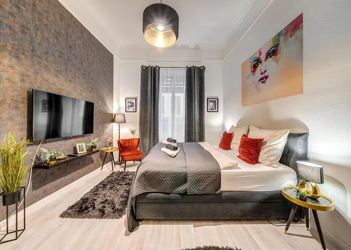 Sweet Dreams At Opera House Downtown Apartament *