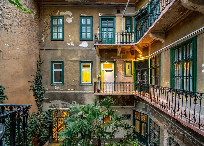 Sweet Dreams At Opera House Downtown Apartament *